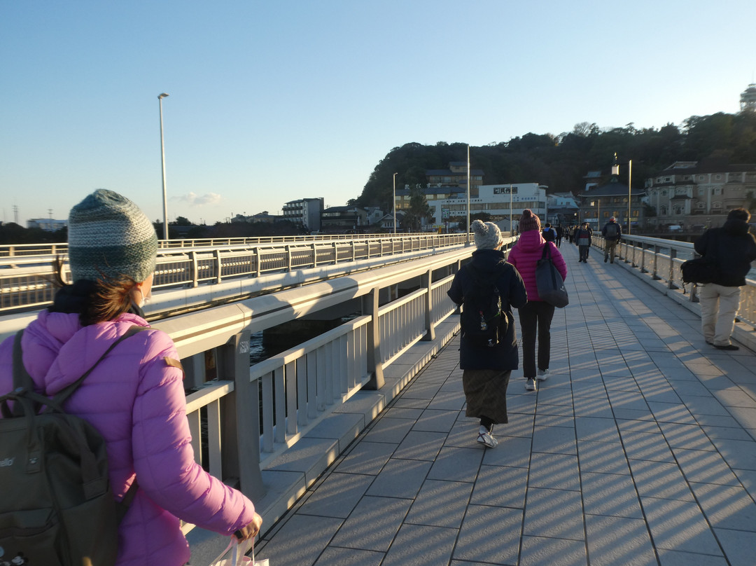 Enoshima Benten Bridge景点图片