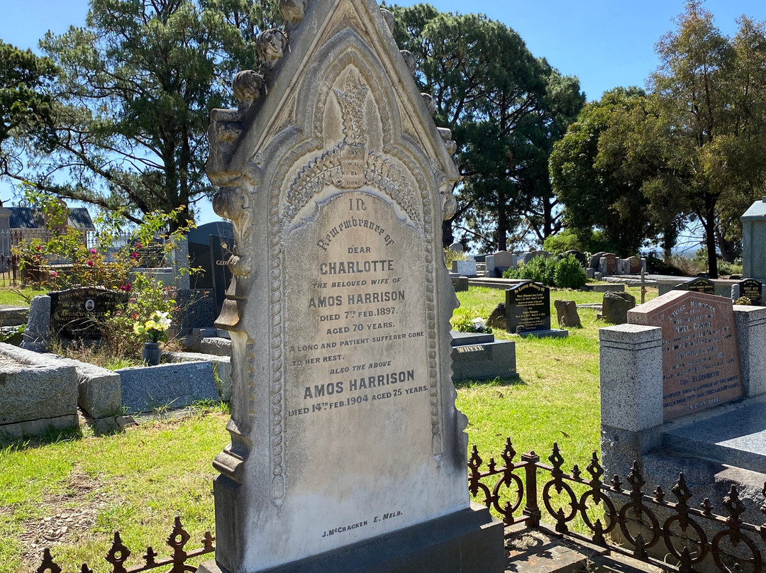 Arthur's  Creek  cemetery景点图片