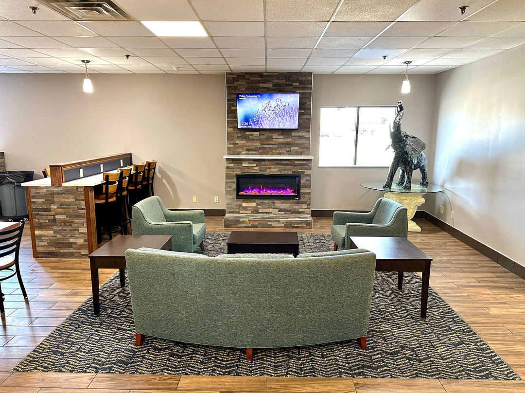 Americinn & Suites By Wyndham Baraboo Event Center主图