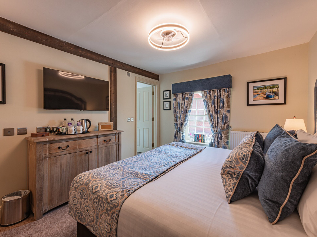 The King William Iv Country Pub & Hotel主图