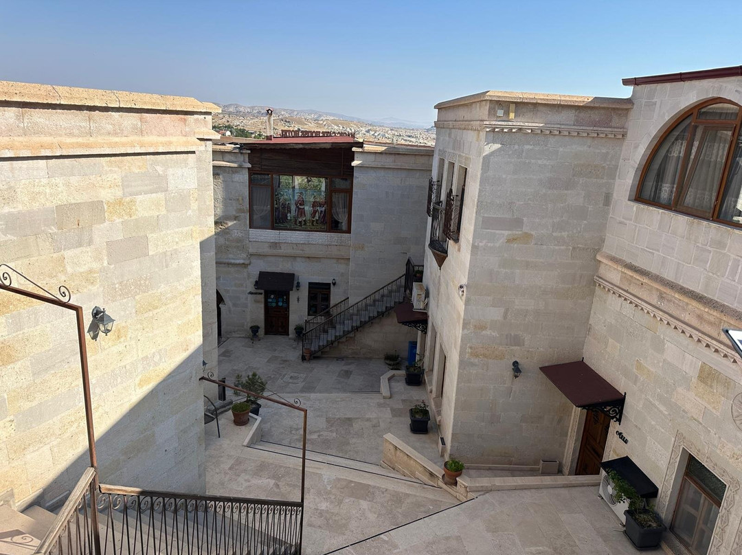 Magic Cave House主图