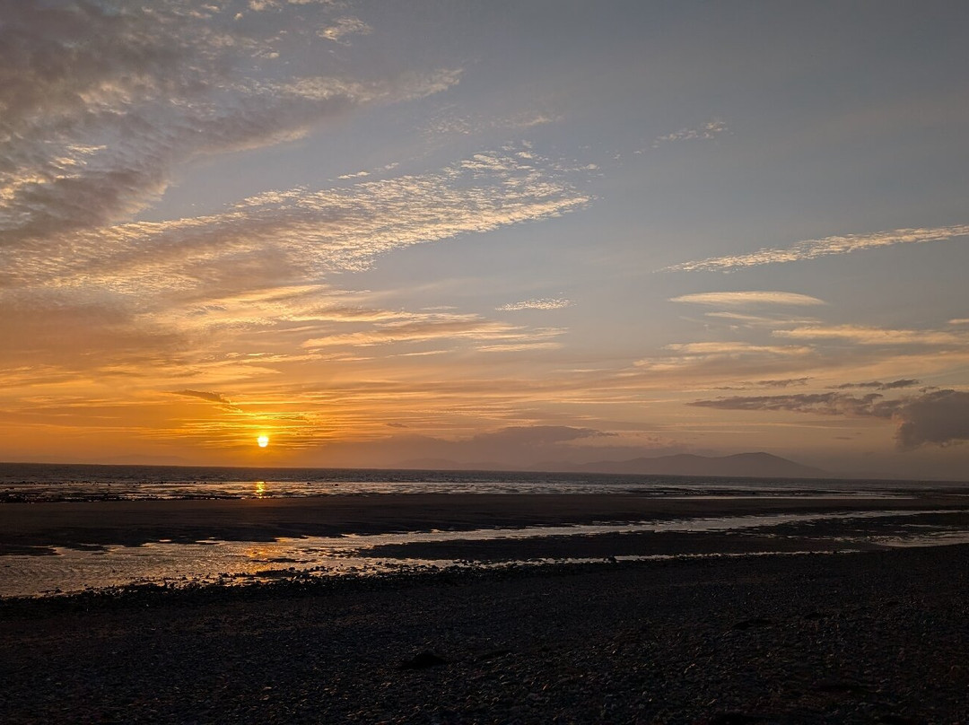 Allonby Beach景点图片