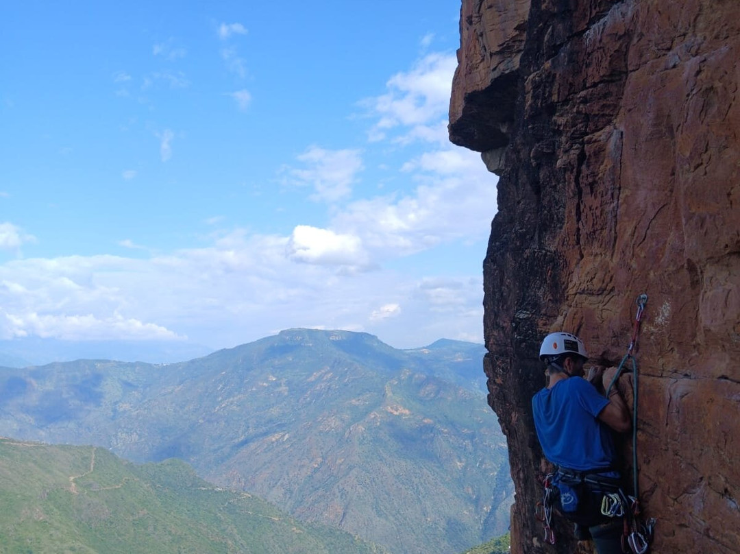 CANYON BIKE TOURS景点图片