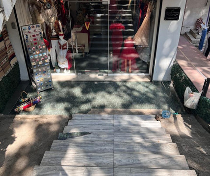 Parel-地拉那必去景点