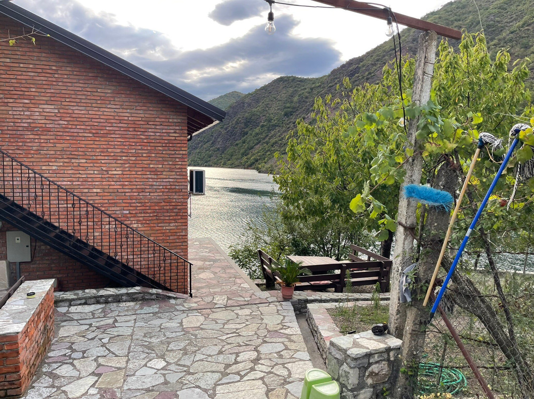 Koman酒店住宿-Borealis Guest House