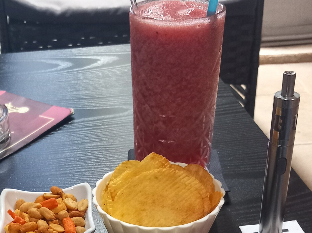 Lounge Cafe Bar Wembley景点图片