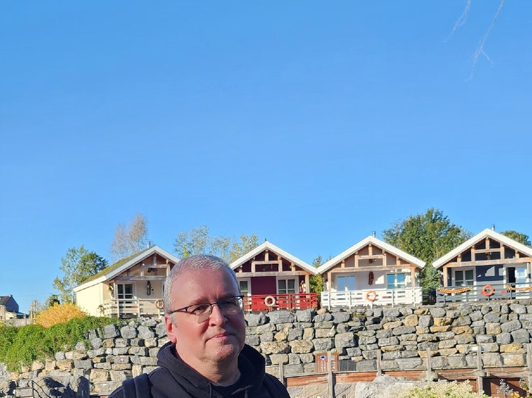The Paddling Bear Hotel
