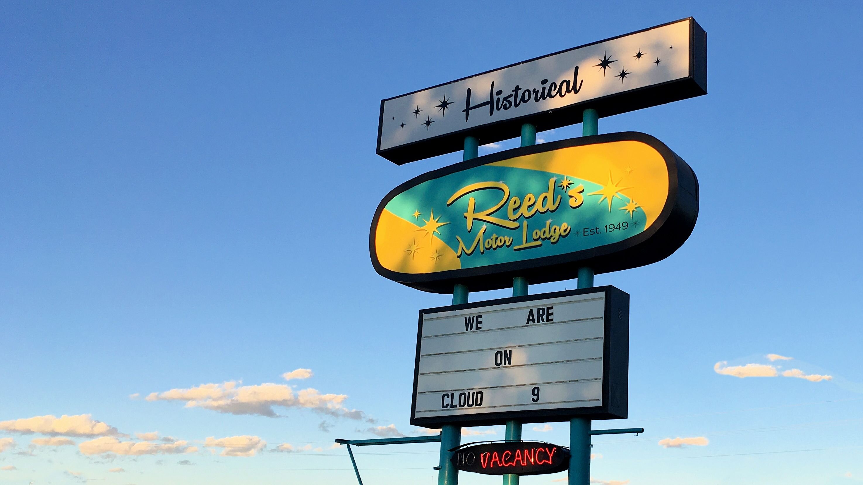 Reed's Lodge-官方