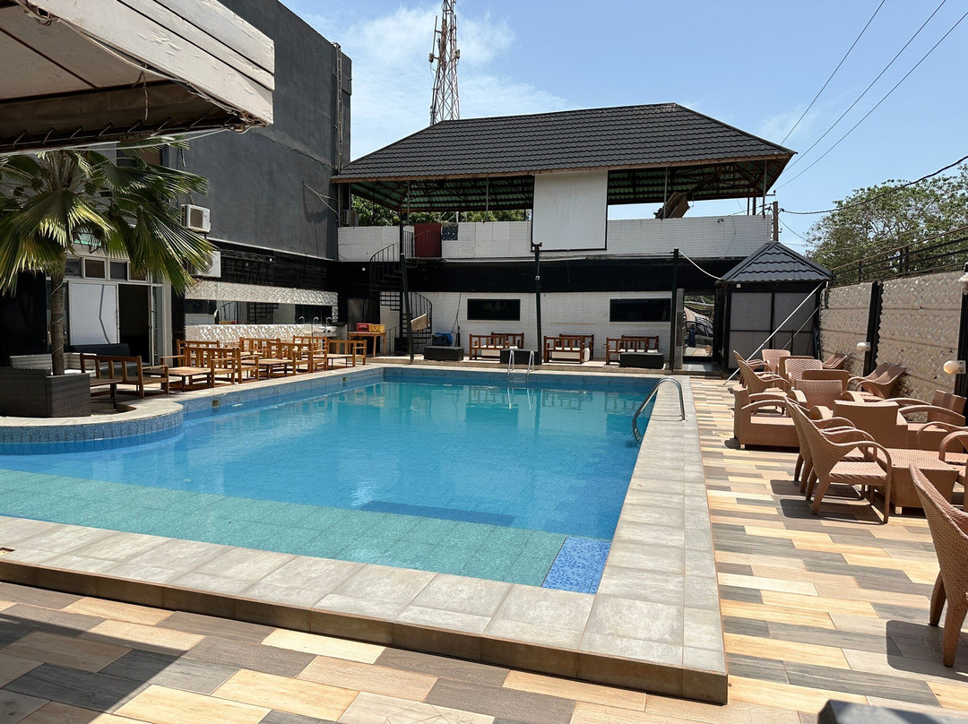 Apartments Plaza Hotel
