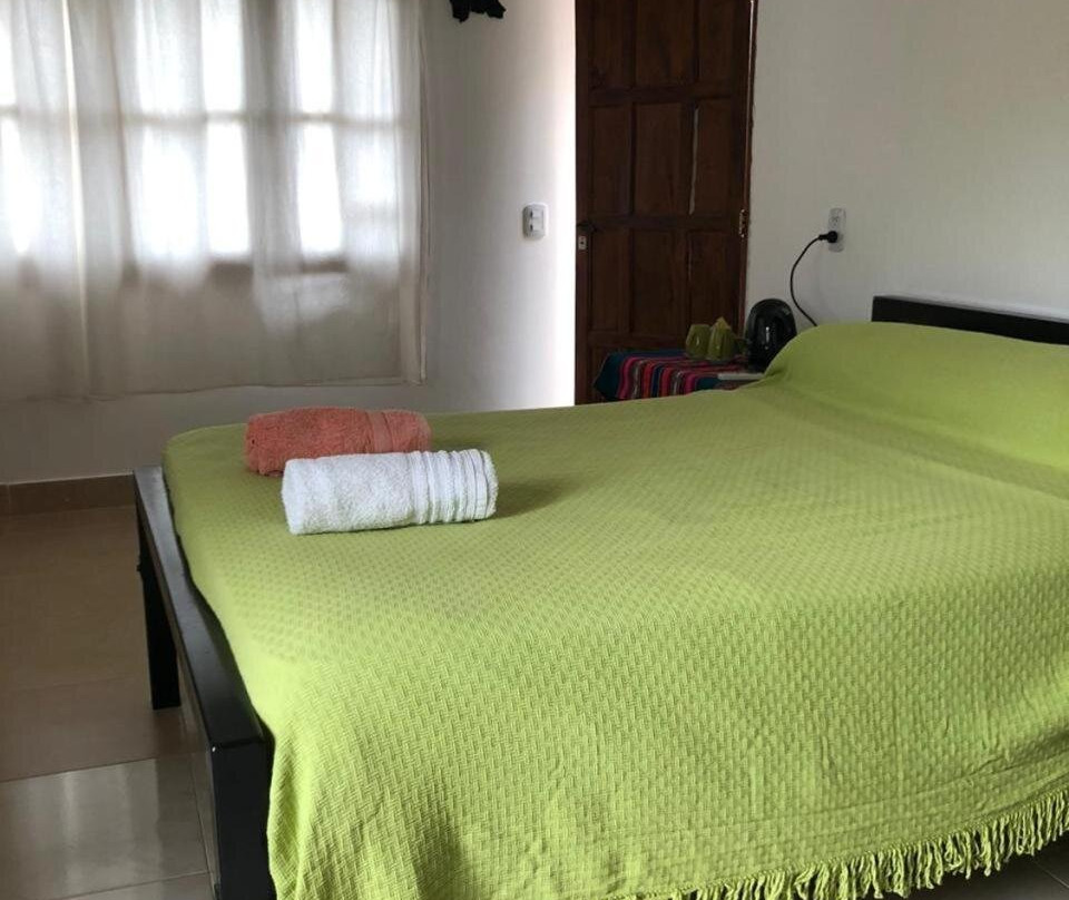 Coronel Moldes酒店住宿-Hostal Los Faroles Chicoana