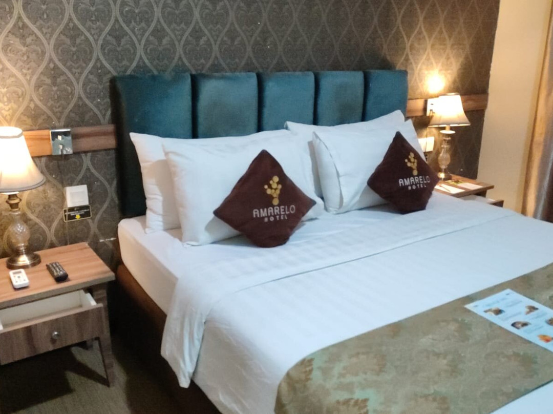 Amarelo Hotel Solo主图