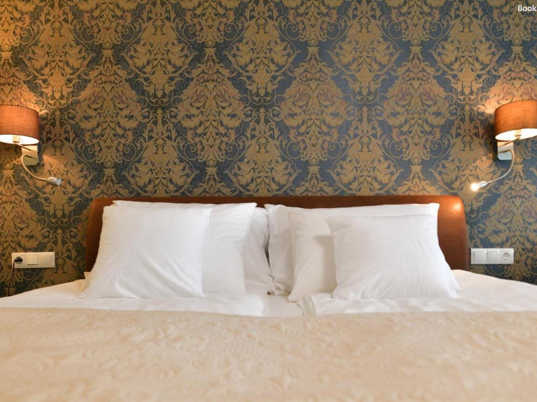 TI Club Hotel主图