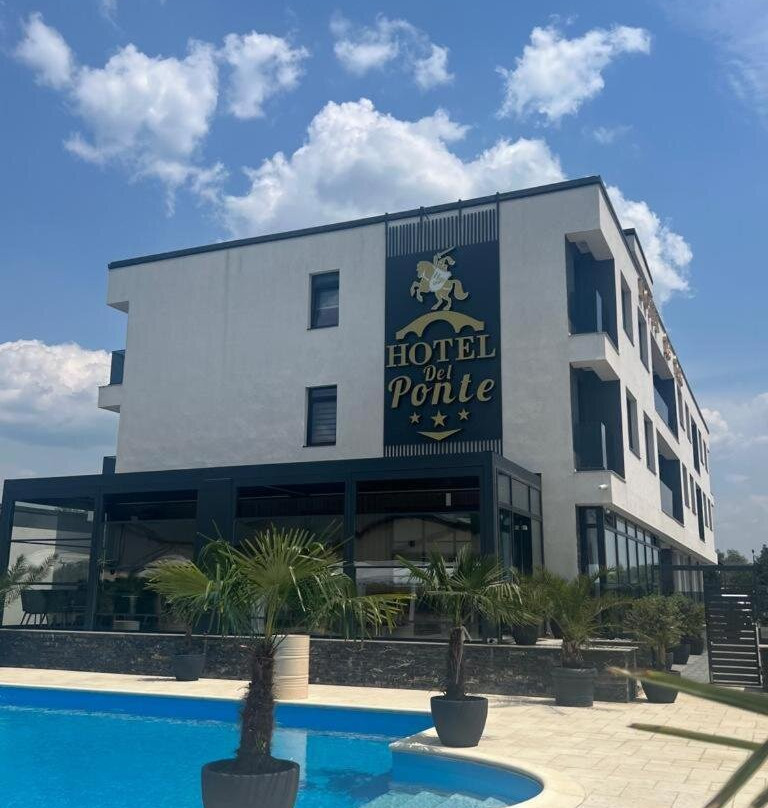 Hotel Del Ponte
