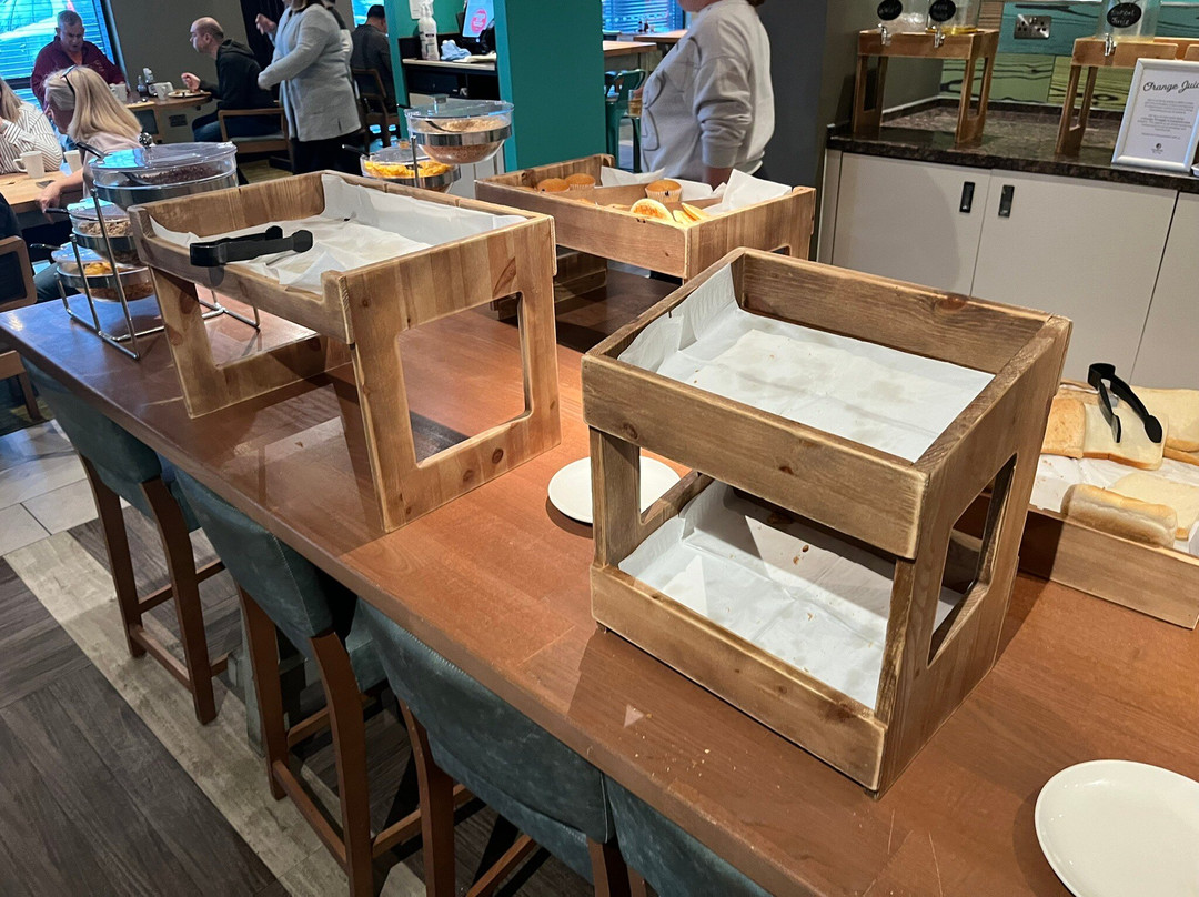 Premier Inn Milton Keynes Theatre District主图