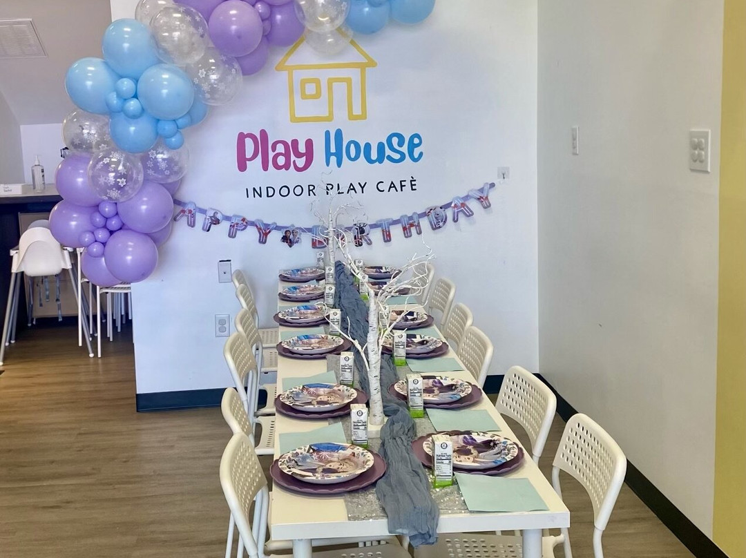 Play House Indoor Play Cafe-米尔堡必去景点