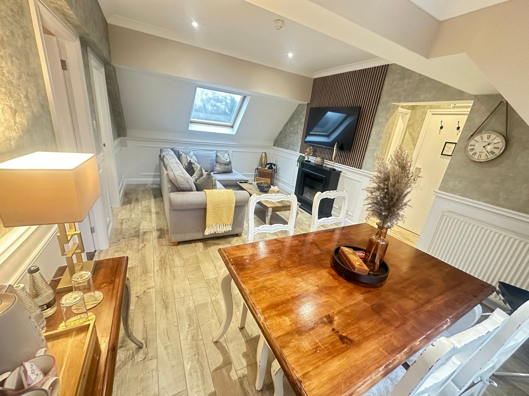 贝斯特韦斯特格拉斯米尔红狮酒店主图