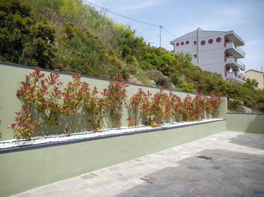 Lofos Apartments