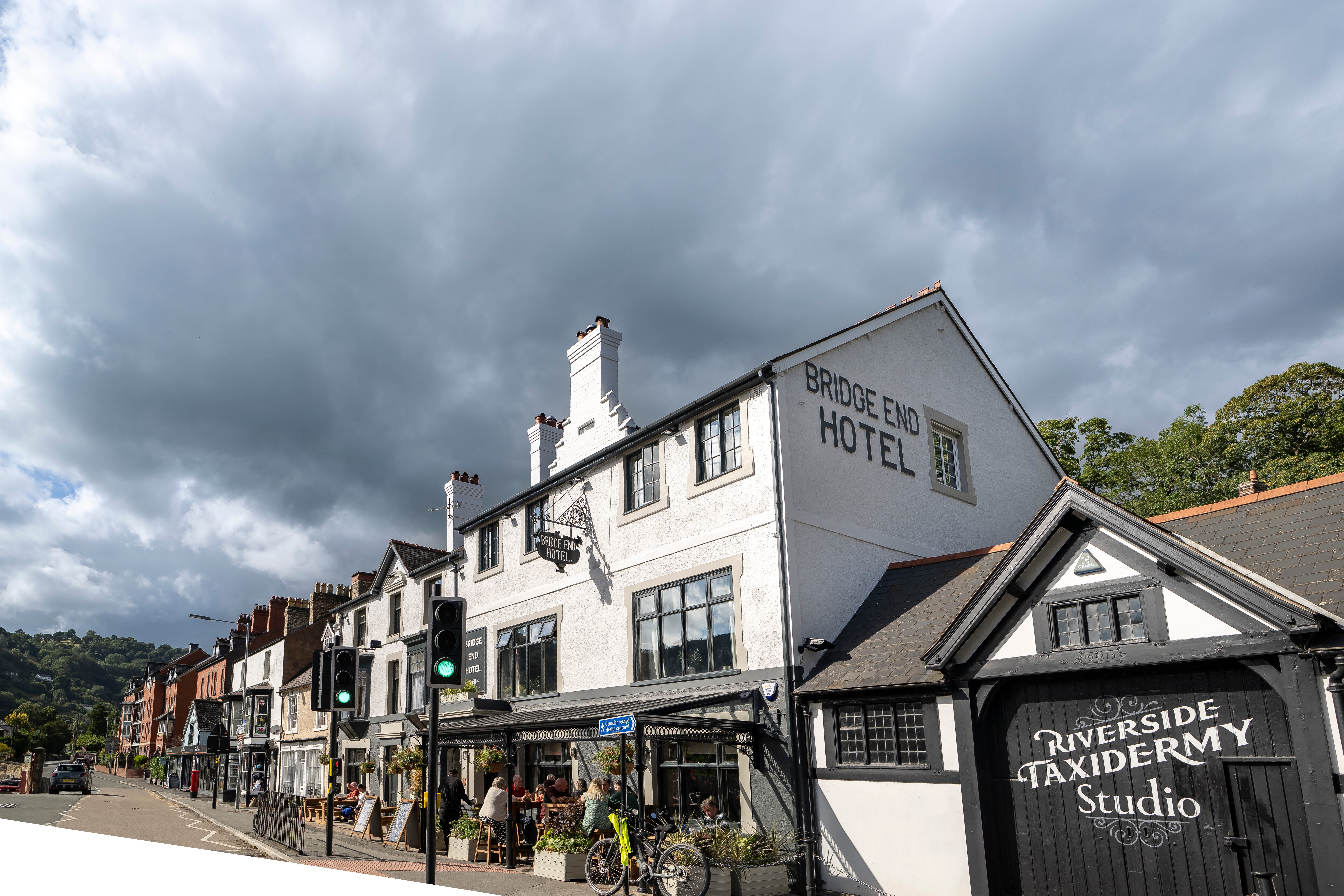 The Bridge End Hotel-浴室