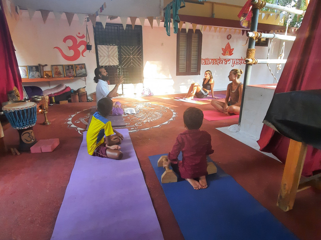 Tattvaashram Yog Shala-瓦卡拉必去景点