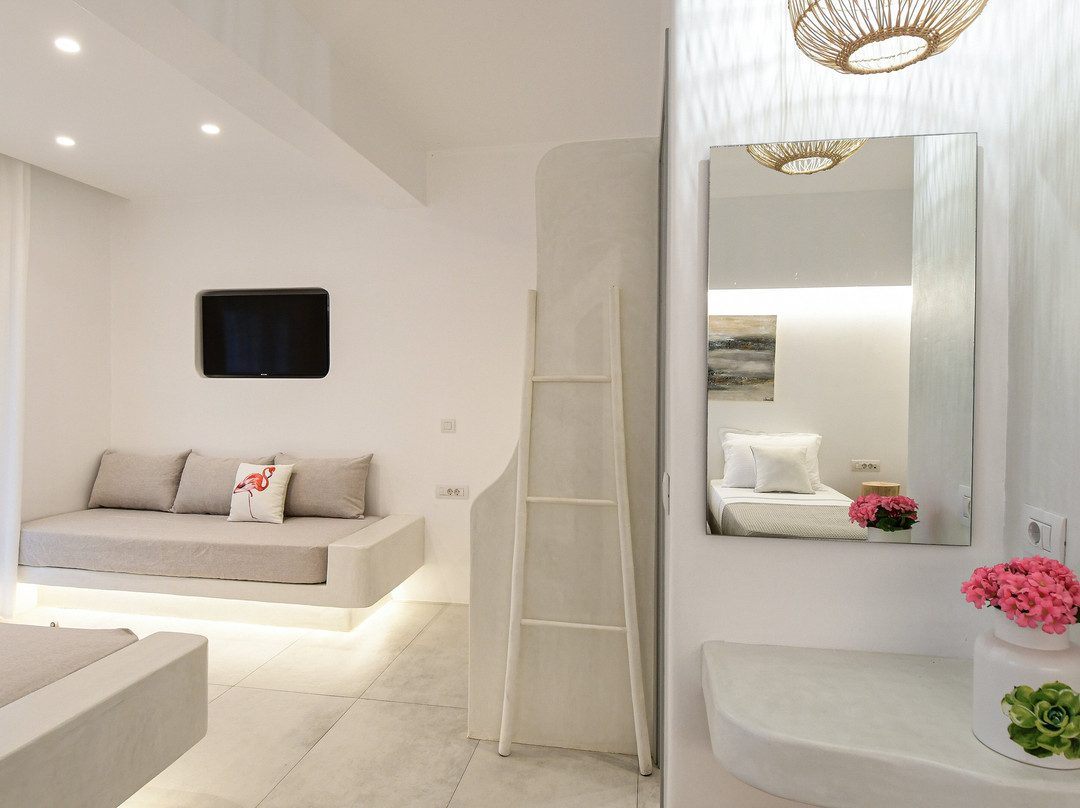Ios Art Studios & Luxury Apartments主图