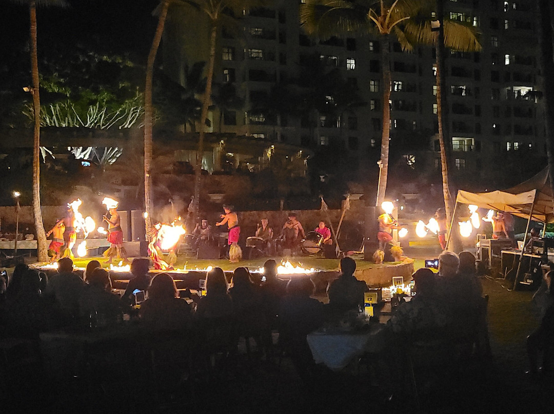 Fia Fia Luau-考普雷必去景点