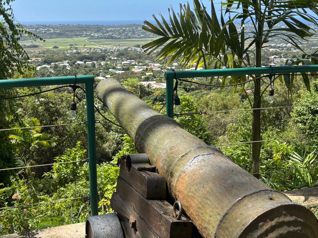 Gun Hill Signal Station-Saint George Parish必去景点