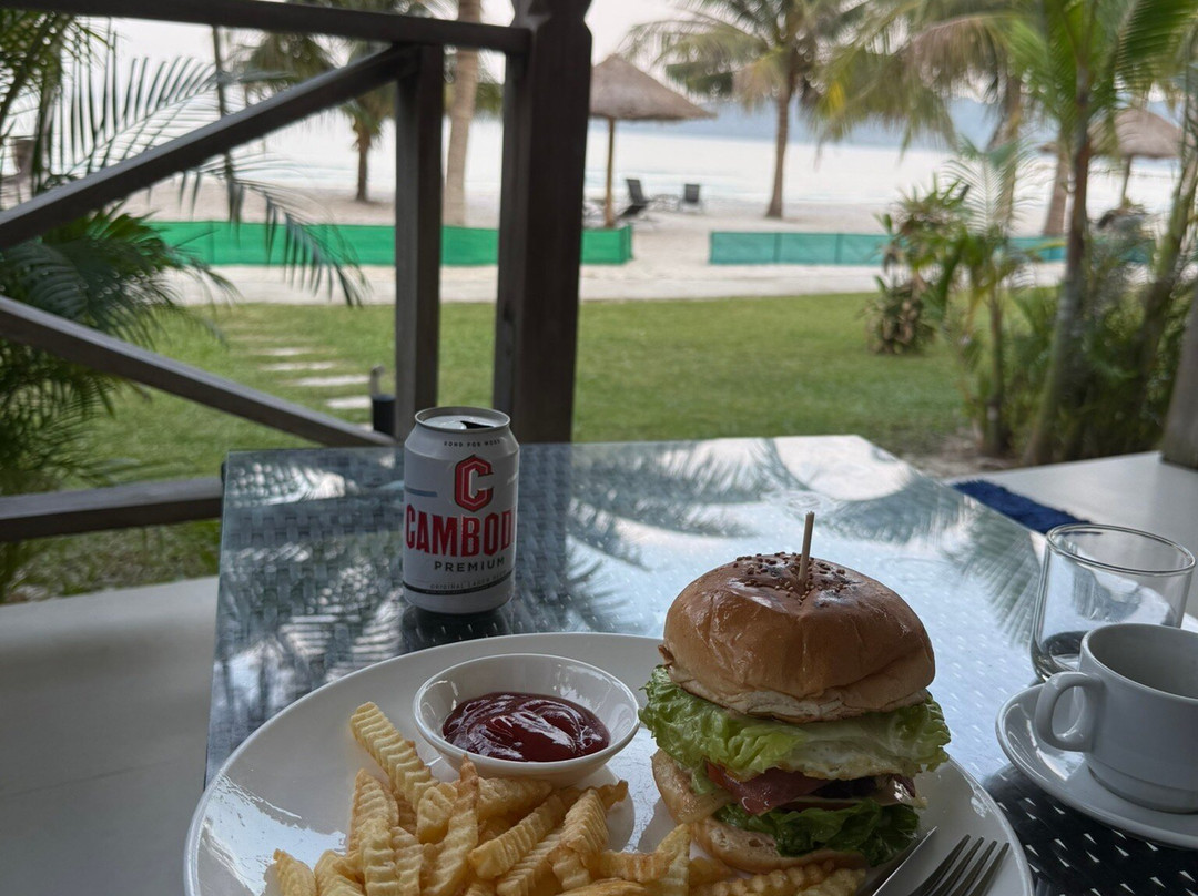 撒拉逊湾度假村主图