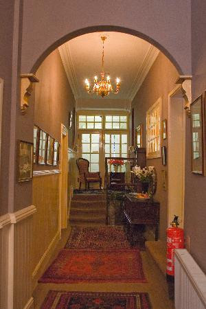 Marmion House Hotel主图