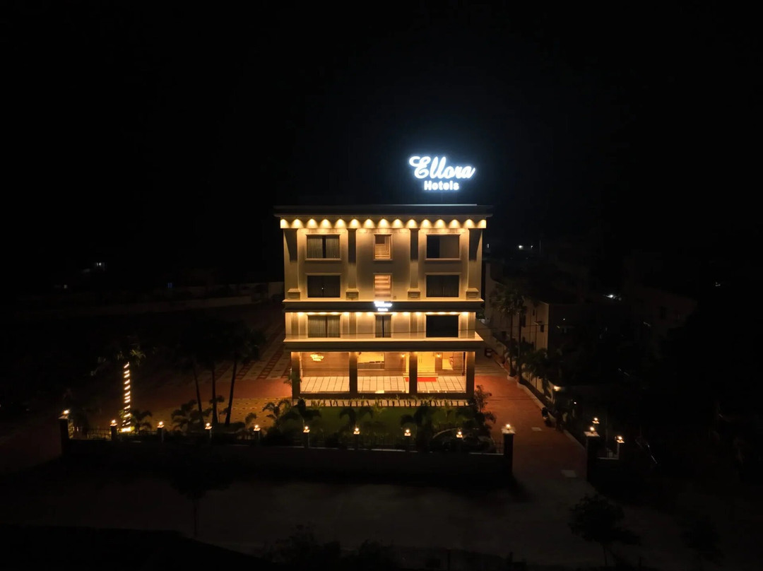 Ellora Hotel