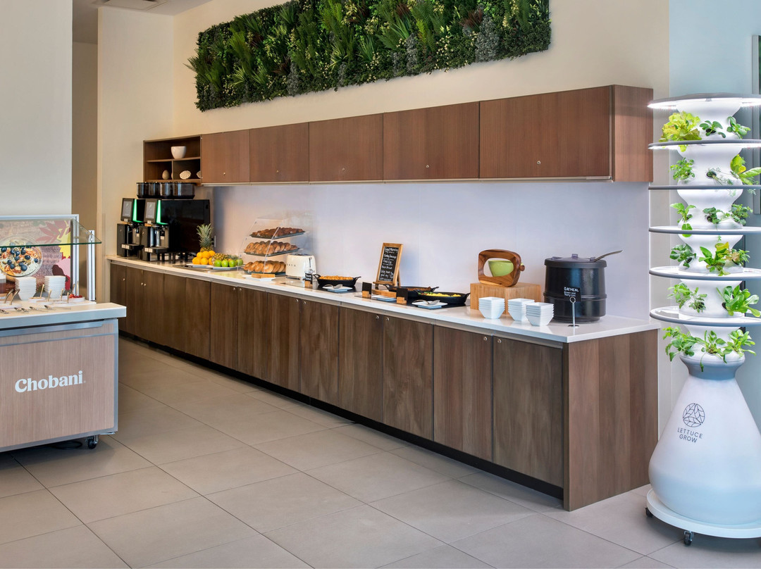 Element Boston Seaport District