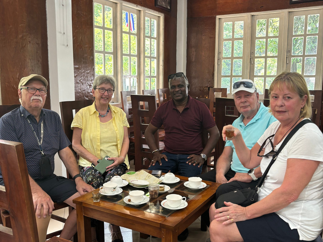 Dilro Travels & Tours-西部省必去景点