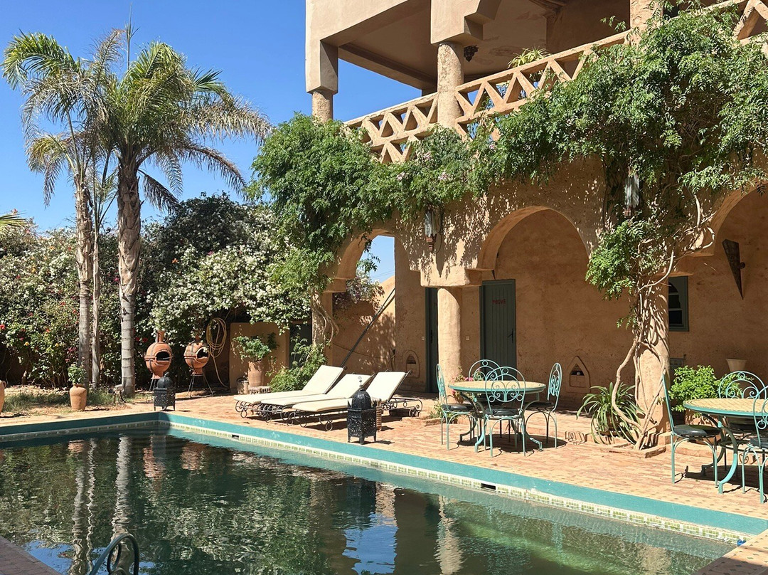 Hotel Riad Ain Khadra主图