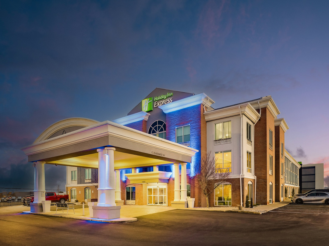 Holiday Inn Express & Suites Richmond By IHG主图