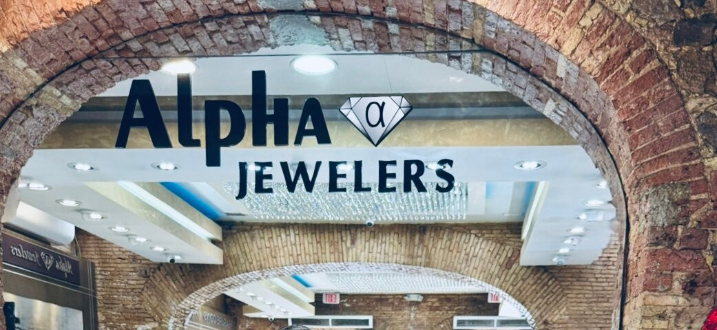 Alpha Jewelers景点图片