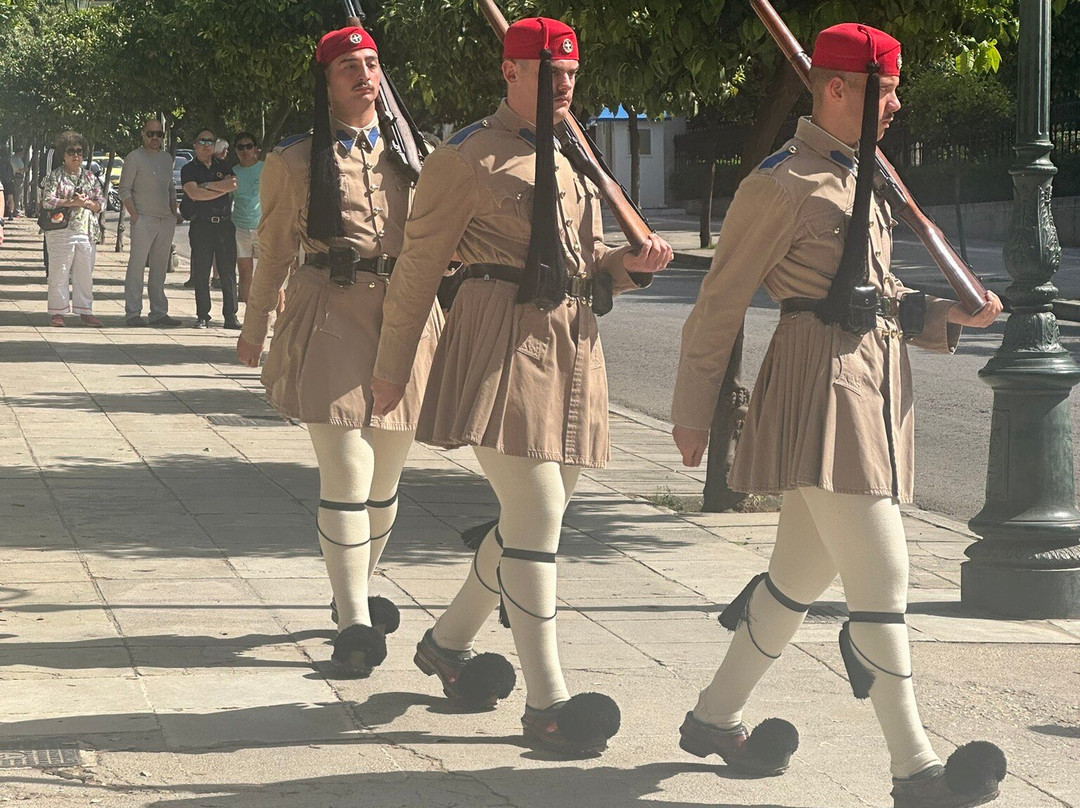 Nick's Taxi Athens Transfer-雅典必去景点