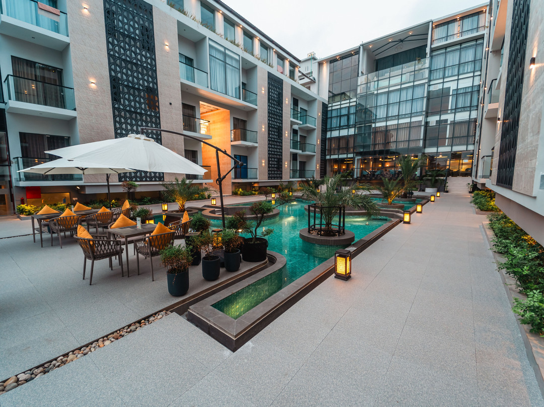 Green Nature Resort & Suites