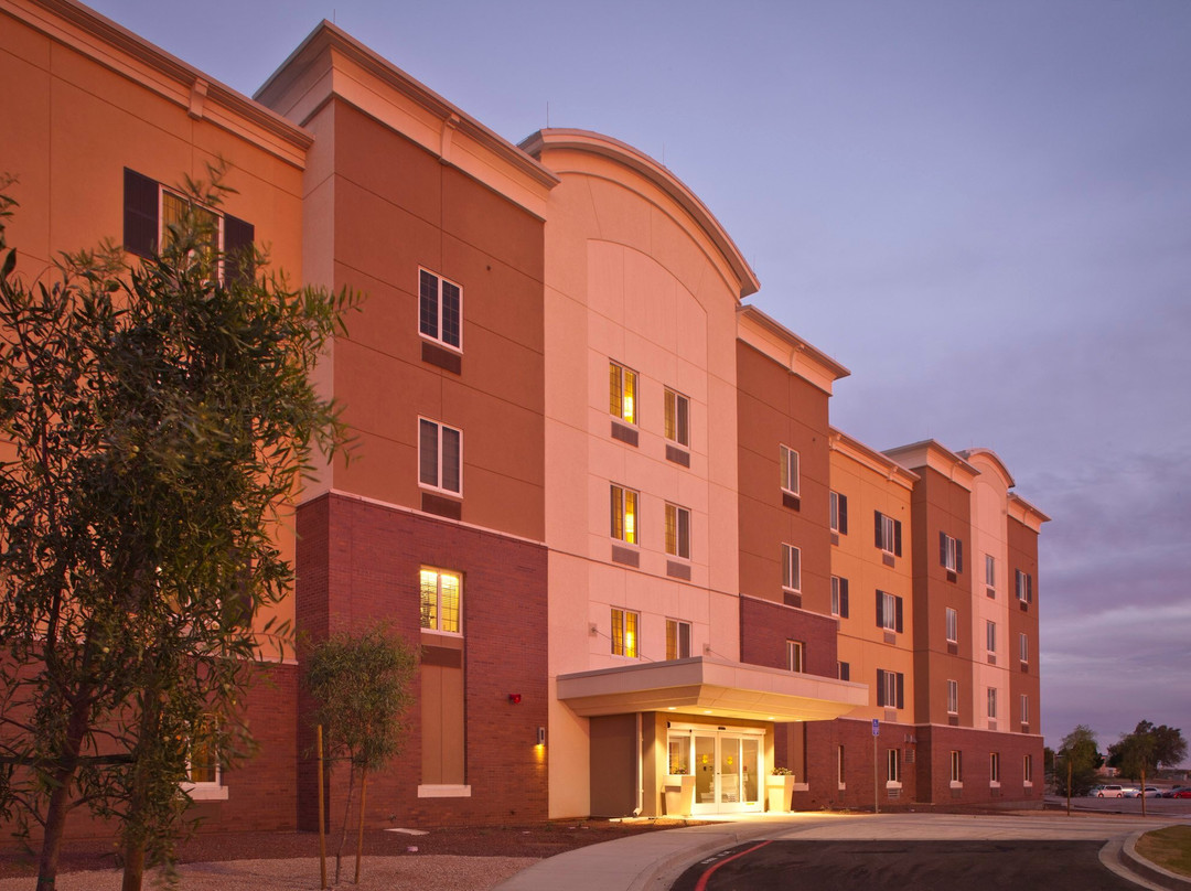 Candlewood Suites Building 540