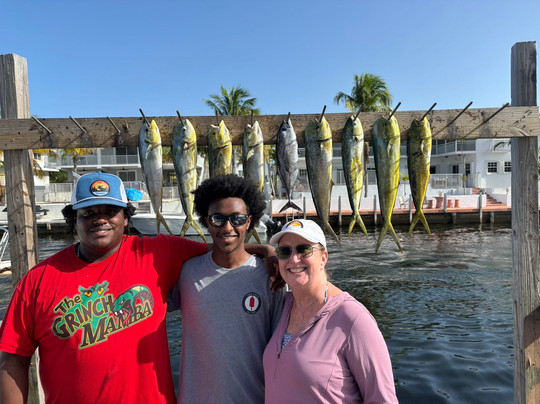 Miss Chief Fishing Charters-拉哥岛必去景点