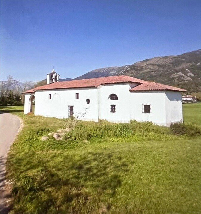 Chiesa Campestre della Madonna del Carmine-Travesio必去景点