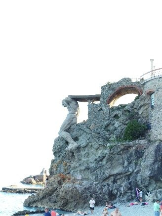 Scoglio di Monterosso-滨海蒙特罗梭必去景点