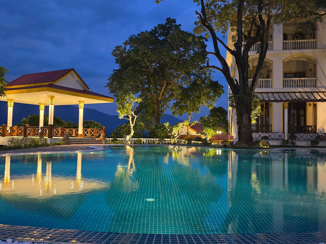 Champa Palace Hotel