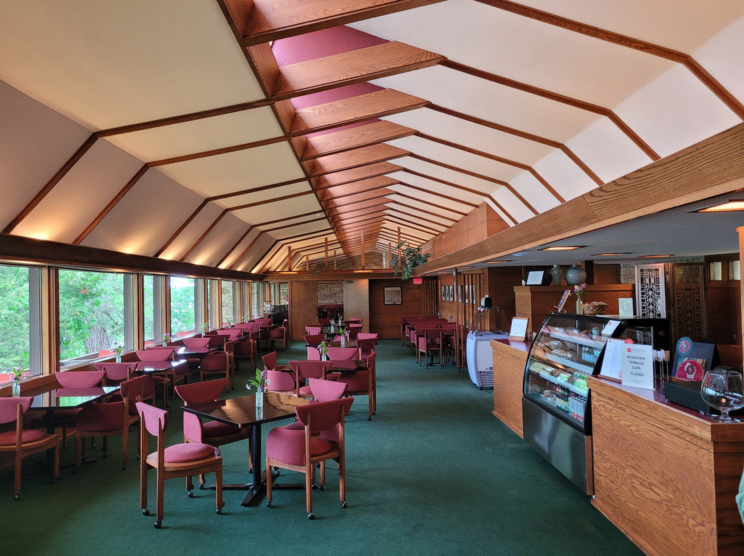 Frank Lloyd Wright Visitor Center-Spring Green必去景点