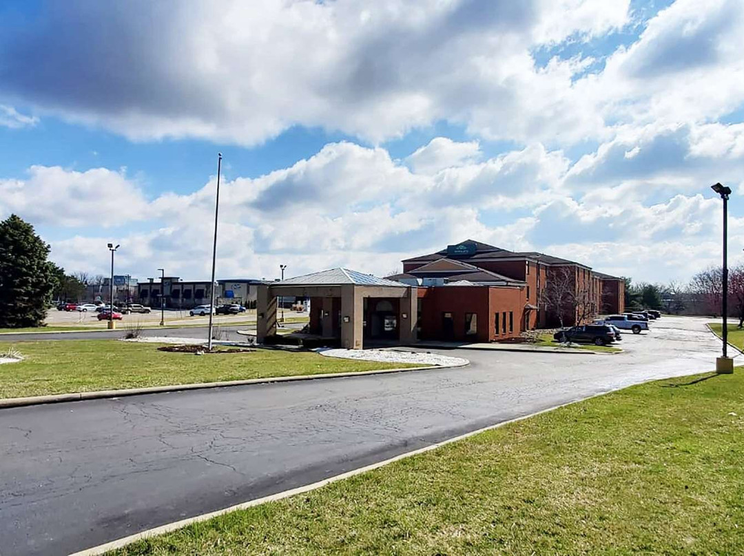 坎顿酒店住宿-坎顿名人堂华美达酒店