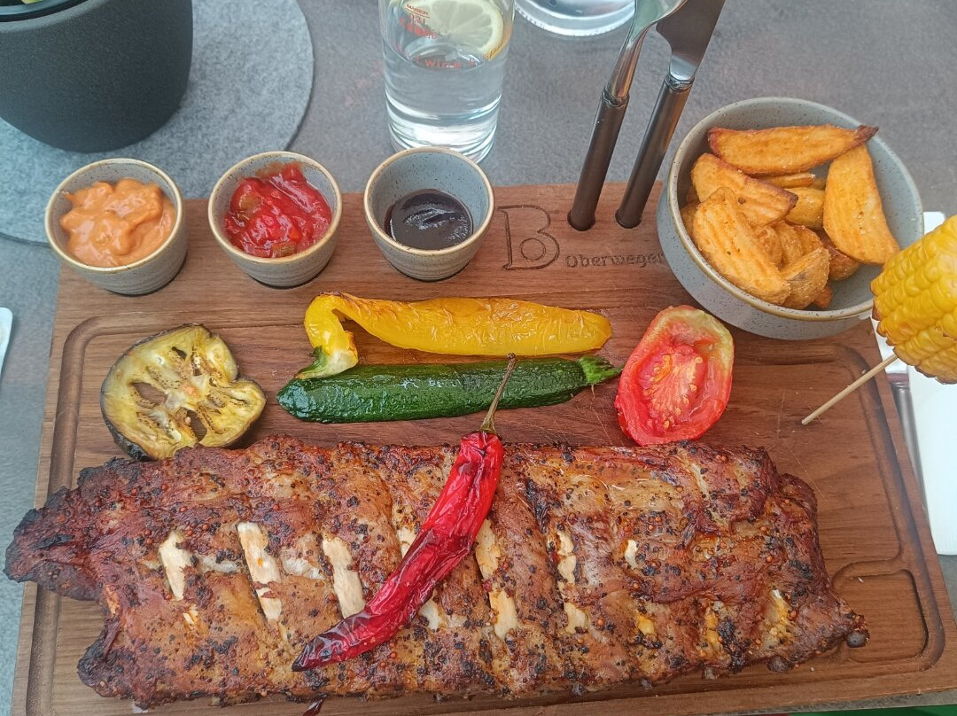 Oberweger Bierstube Durstkurort-Barbiano必去景点