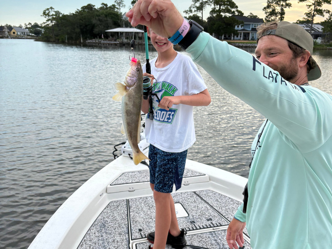 Flat Attack Charters-尼斯维尔必去景点