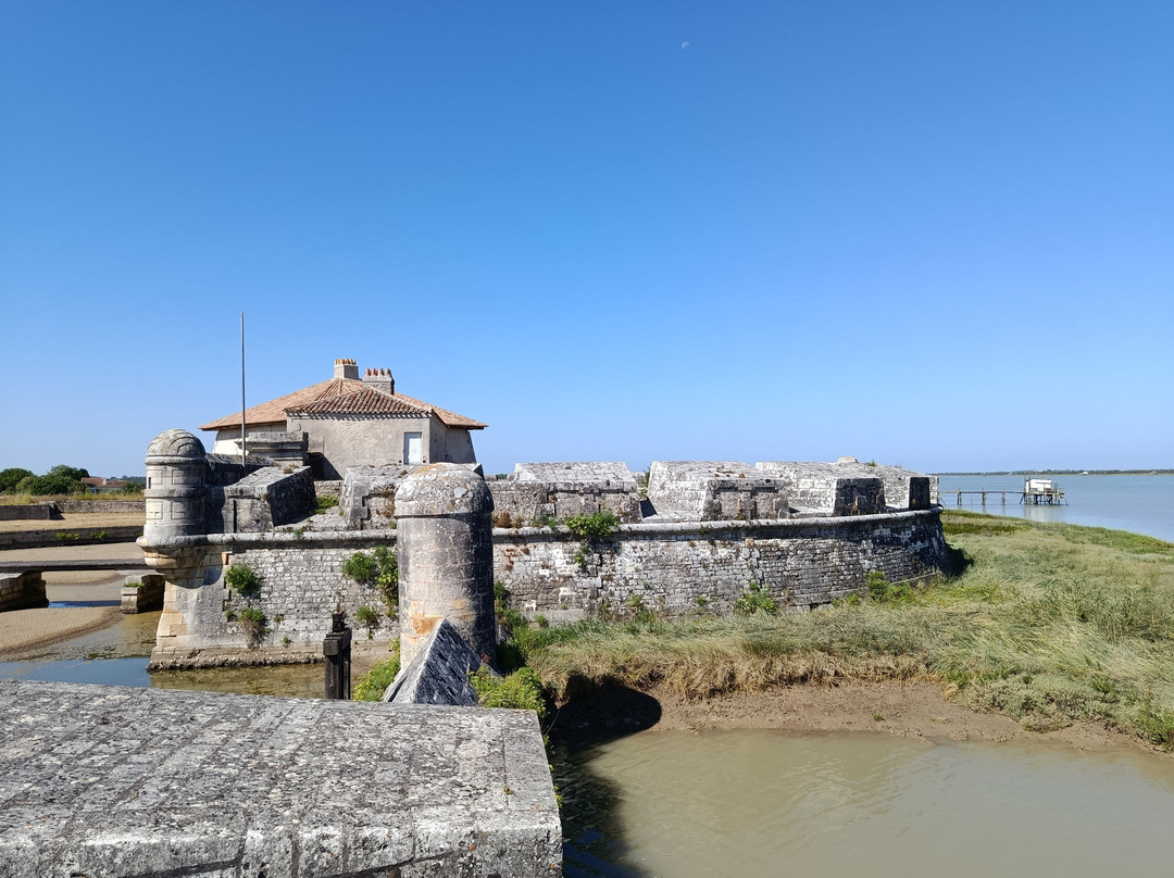 Fort Lupin-Saint Nazaire sur Charente必去景点