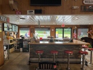 County Line Mini Mall & Cafe