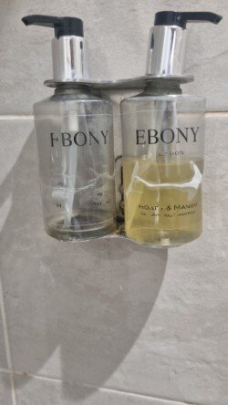 Langstone Quays Resort-浴室