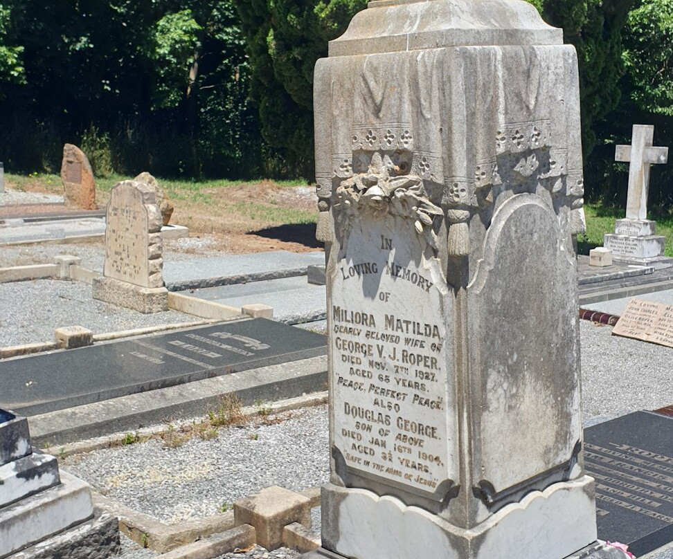 St James Church Cemetery