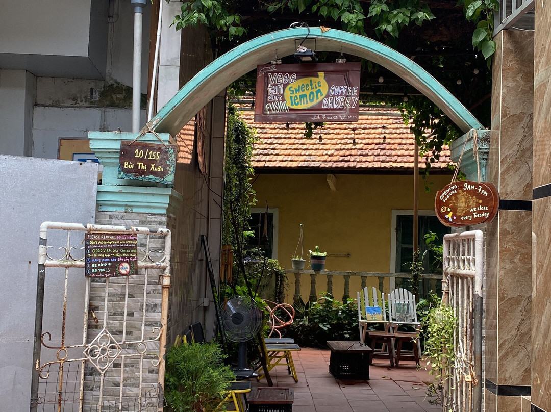 Sweetie Lemon - Vegetarian Fusion, Coffee & Bakery